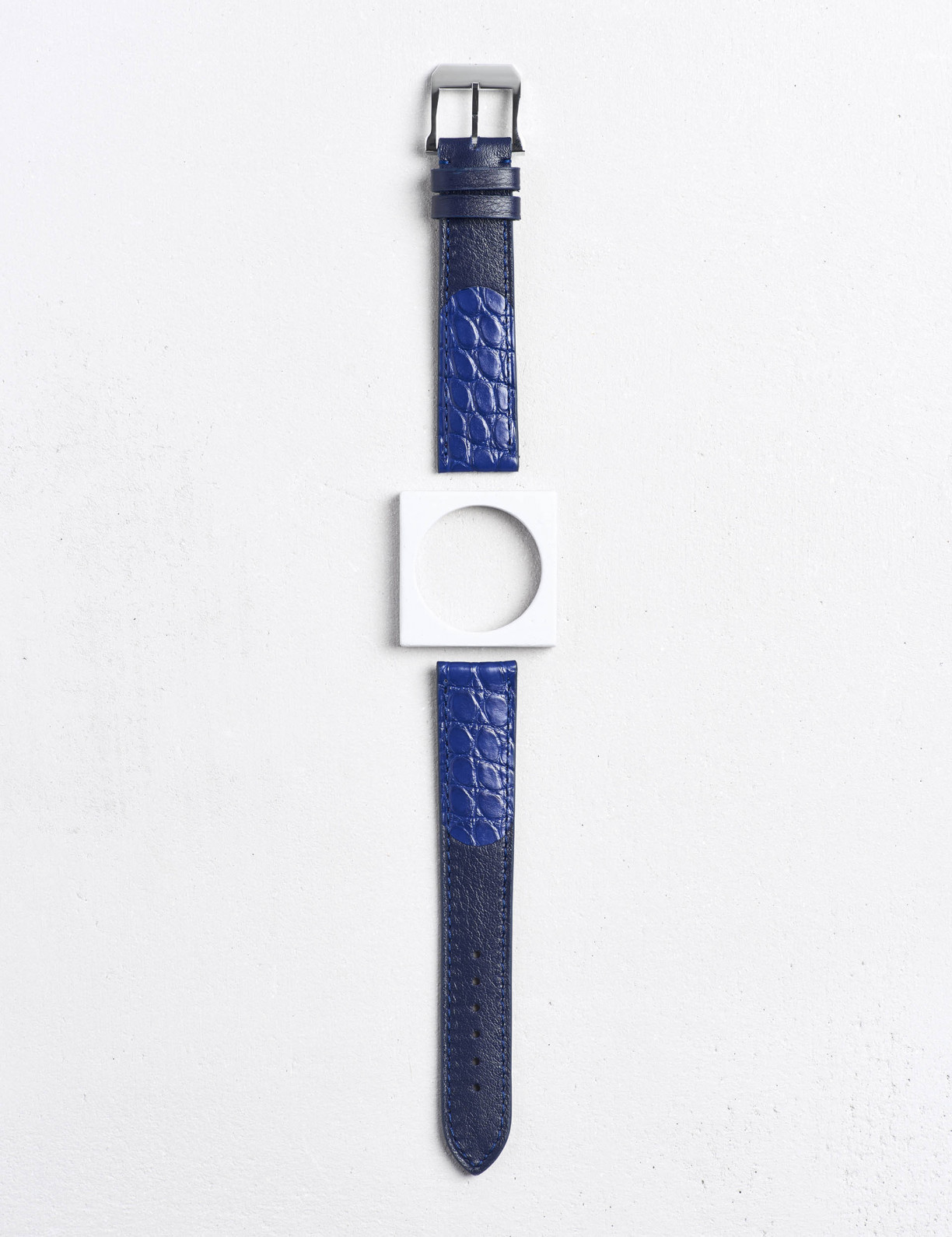 37.01 Duo watch strap in smooth calfskin and alligator