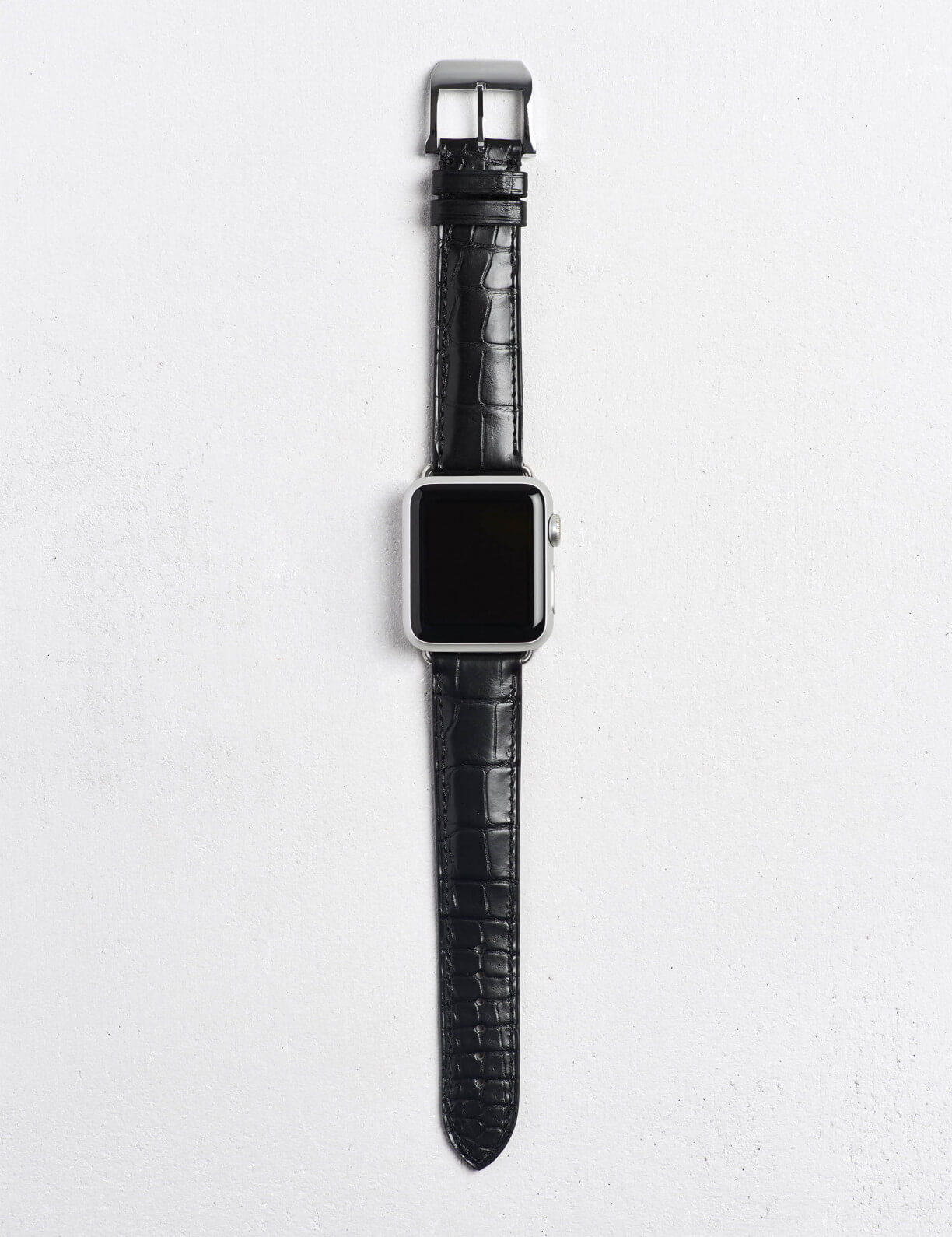 17.04 Apple Watch® Leather watch