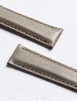 Leather watchstrap in smooth calfskin