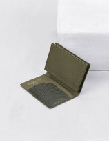 Card holder with gusset