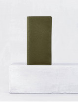 21.03 Wallet with zipped coin pocket in leathe