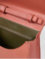 42.01 Emblem bag in leather