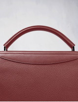 42.01 Emblem bag in leather