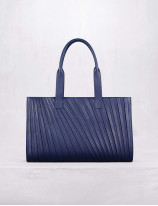 32.10 Soft leather tote bag in pleated leather