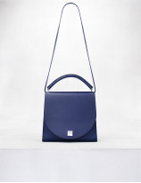 42.01 Emblem bag in leather