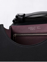 42.01 Emblem bag in leather