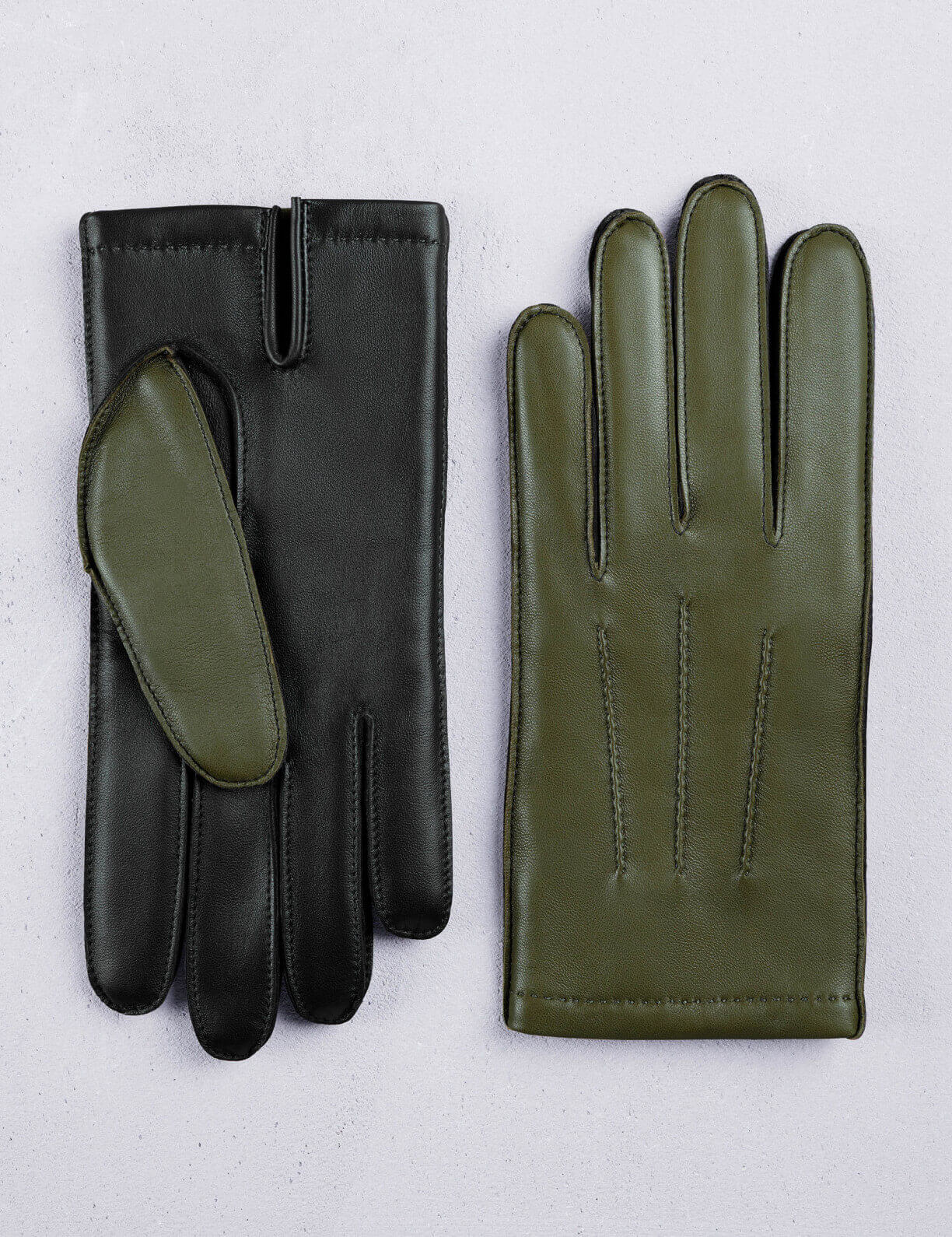 16.05 Gants tactiles citadin piqué sellier Homme en cuir