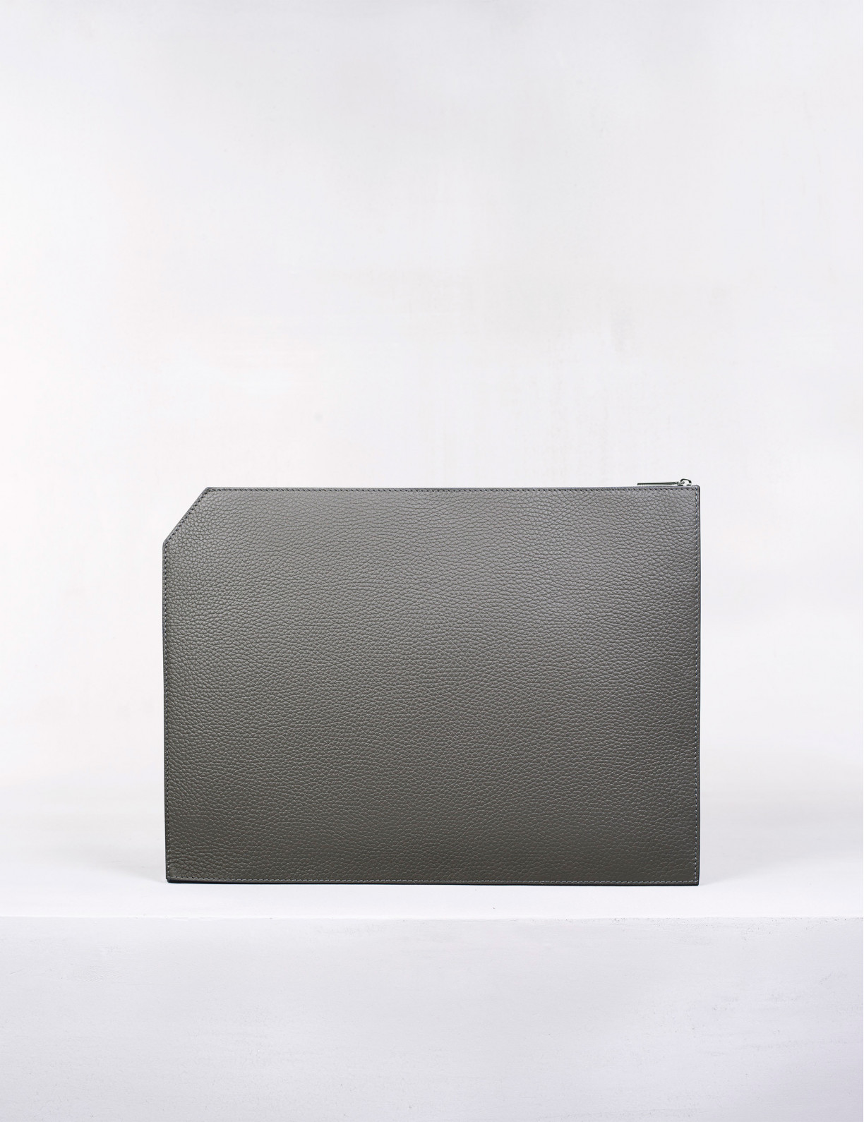 Themis Pouch GM