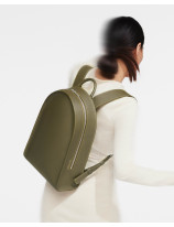 32.11 Backpack in smooth leather