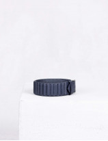 19.09 Leather ribbed strap in leather