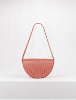 32.04 Cross body bag in pleated leather