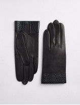 26.01 Gloves with applique in lambskin with alligator details