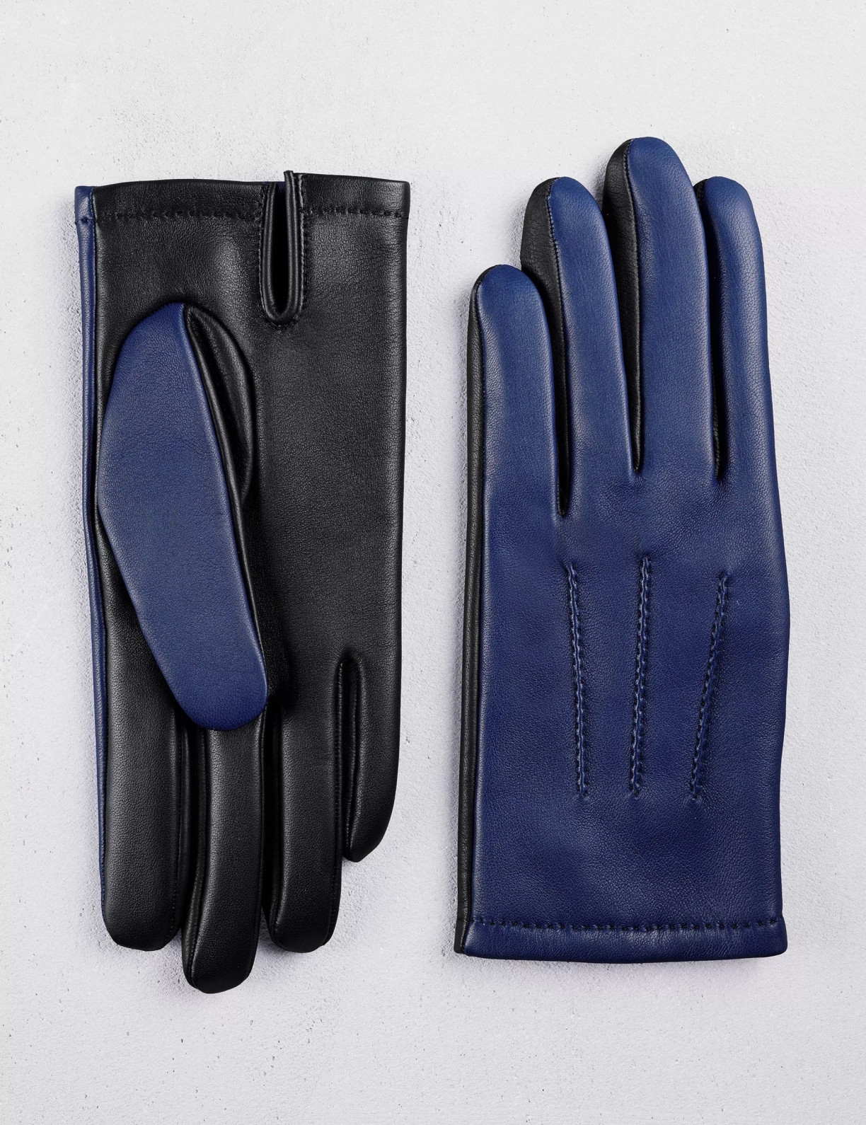 16.06 Gants tactiles citadin piqué sellier Homme en cuir