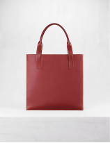 32.09 Soft leather tote bag in leather