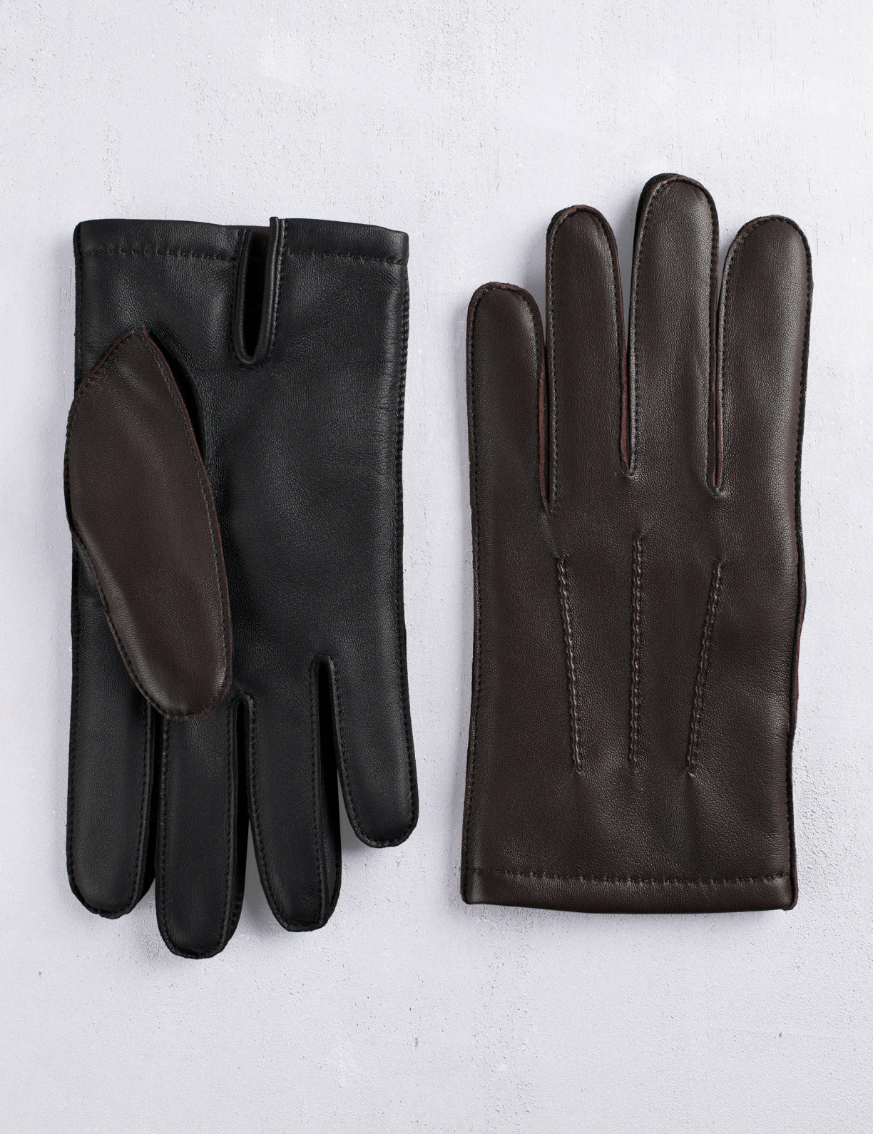 Men's saddle-stitched touchscreen gloves