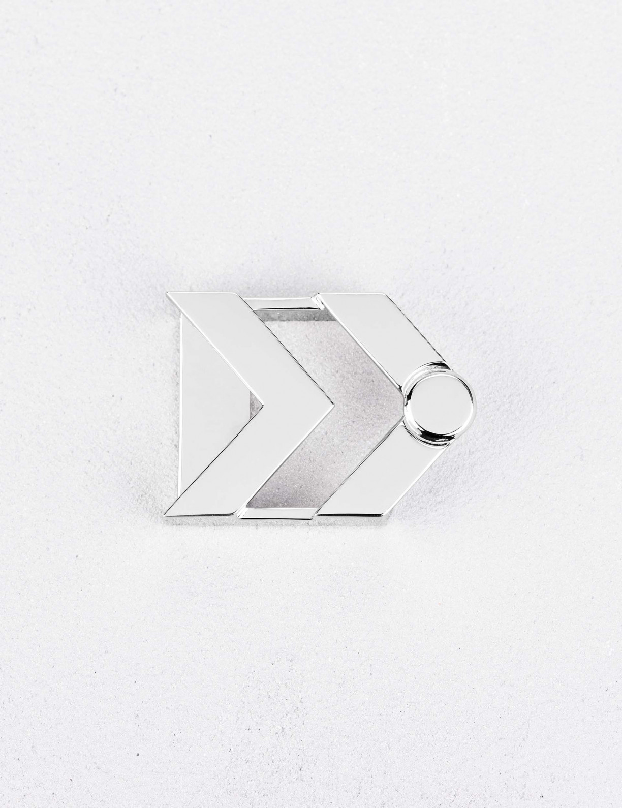 Removable 2 chevron buckle