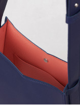 32.14 Sac Balancier MM en veau lisse