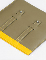 Flat pouch