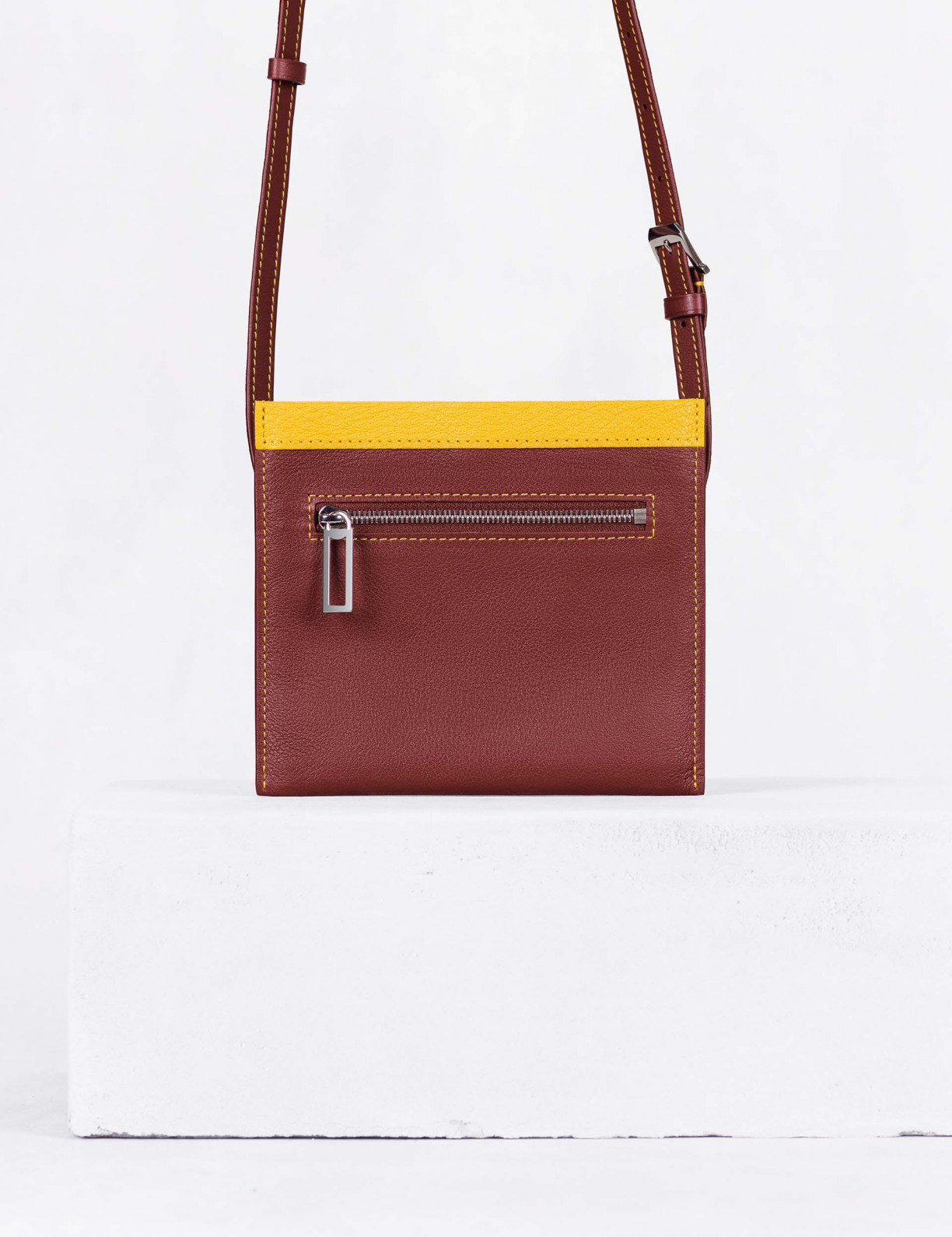 Flat pouch