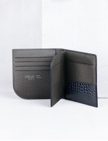 31.03 Wallet with coin pocket in leather