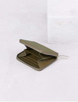 Zipped square wallet