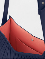 32.14 Sac Balancier MM en veau lisse plissé