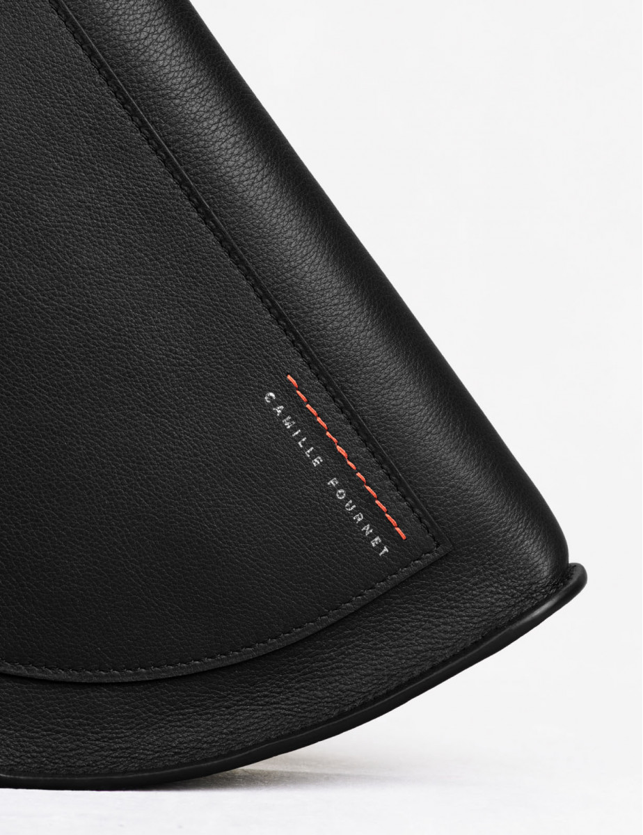 Smooth calfskin holster | Camille Fournet