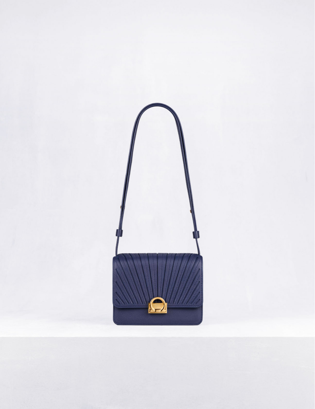 Signature bag PM