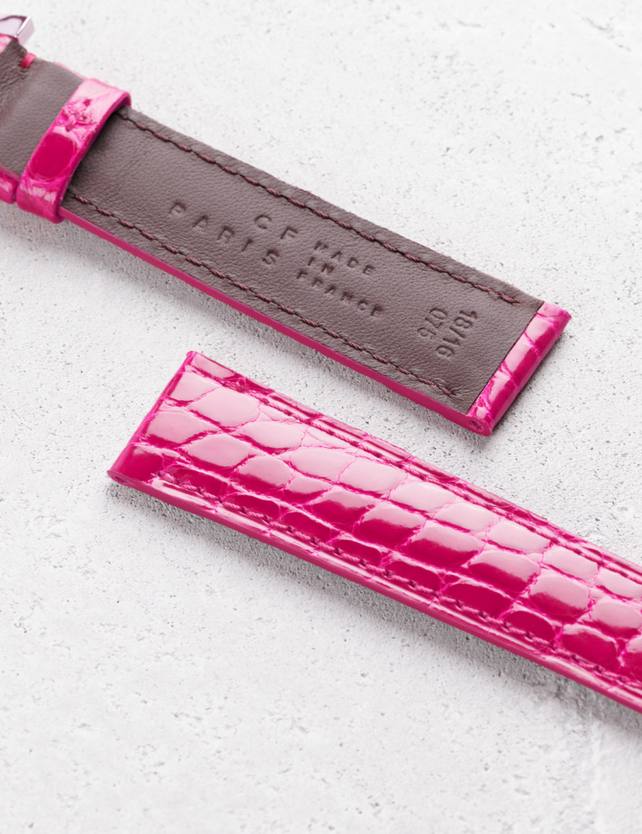Leather watchstrap in shiny alligator round scales | Camille Fournet