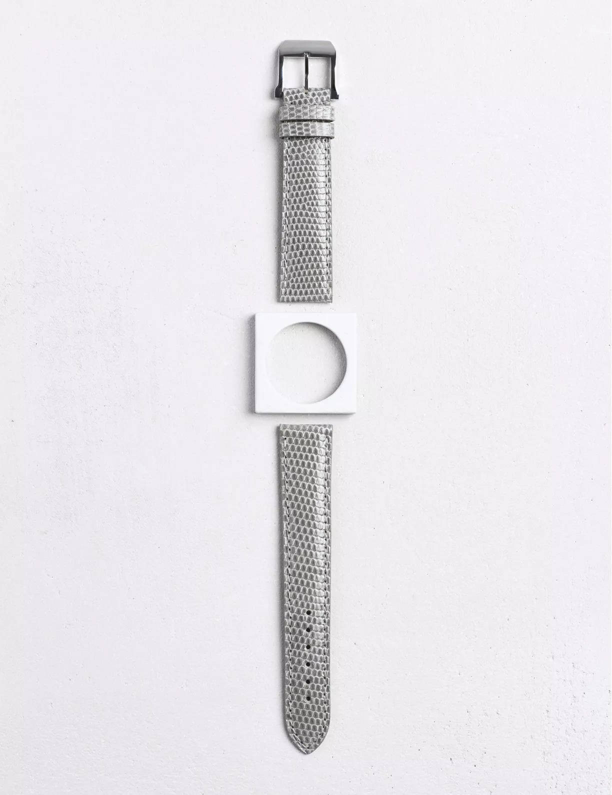 Leather watchstrap in shiny lizard