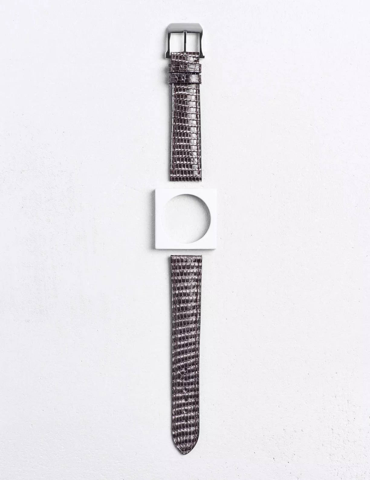 Leather watchstrap in shiny lizard