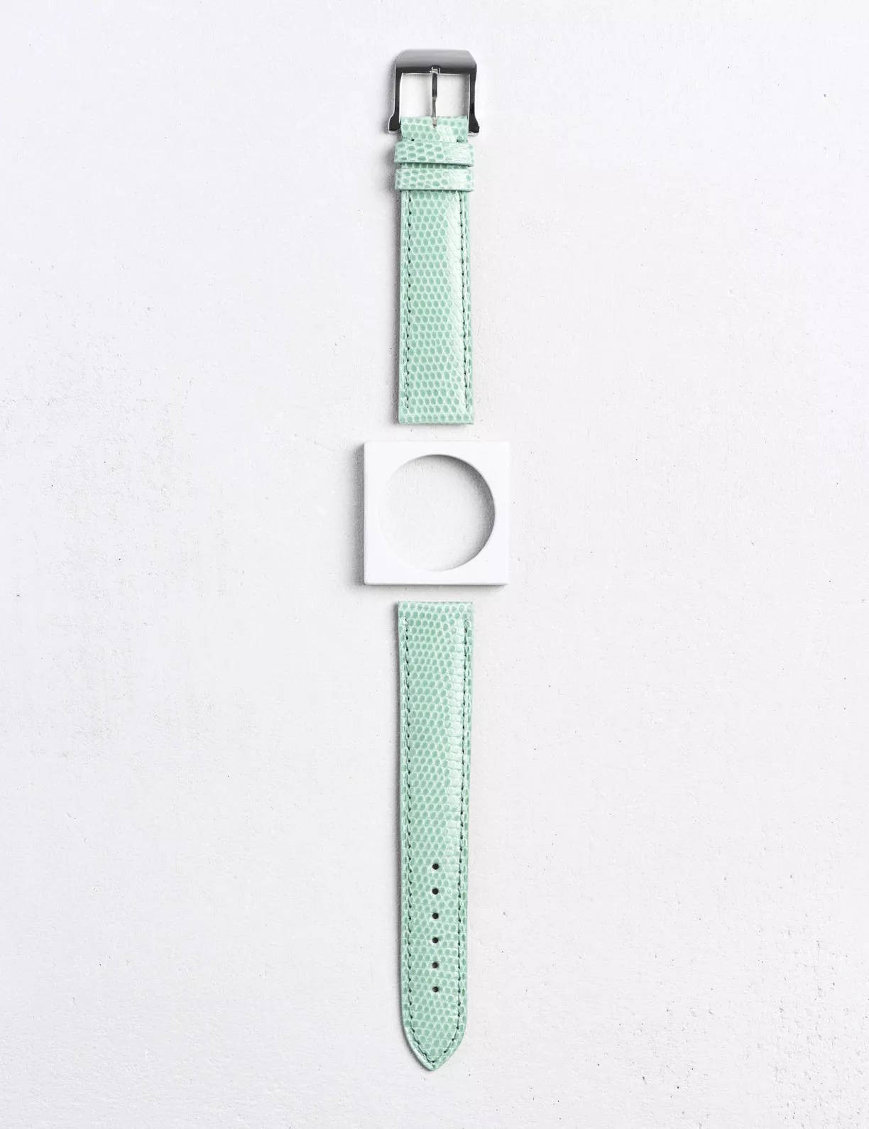 Leather watchstrap in shiny lizard