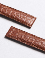 17.01 Bracelet montre en cuir en cuir d'alligator mat