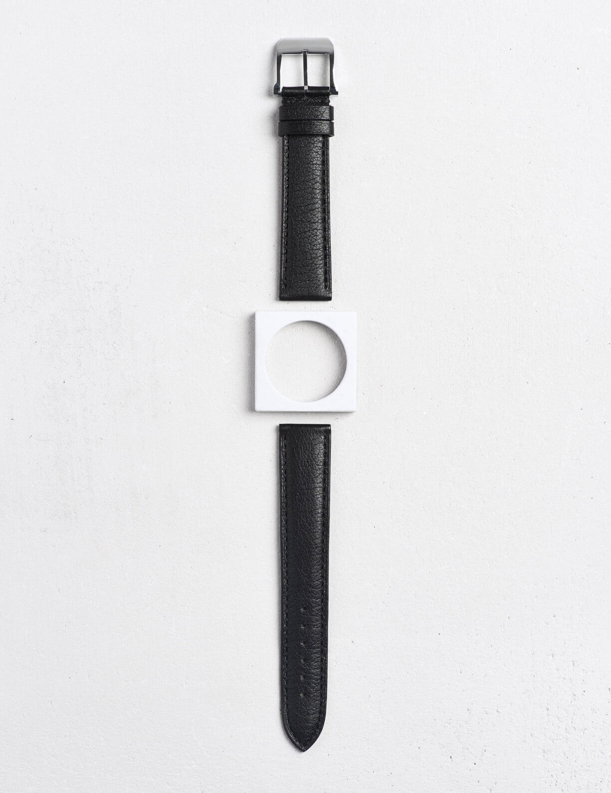 17.01 Leather watch strap