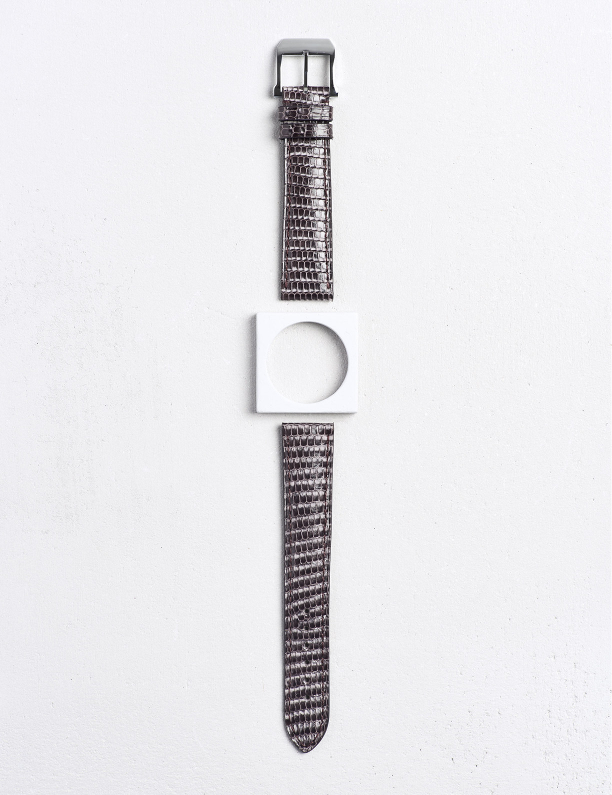 17.01 Leather watch strap